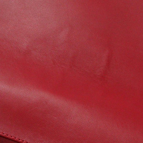 CHANEL Boy Shoulder Bag - Picture 8 of 13